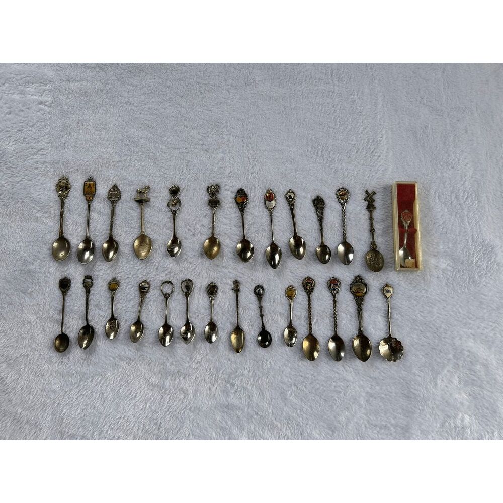 Vintage Souvenir Mini Collector Spoons Lot of 27, States, Landmarks, Countries